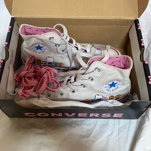 Converse x Hello Kitty Chuck Taylor Hightop Kids1M